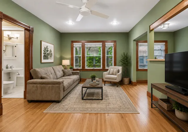 Photo 4 of Condo for sale at 4418 W Lake Harriet Pkwy #205, Minneapolis, MN 55410 | MLS# 7106160 | Listing updated on 2026-09-28