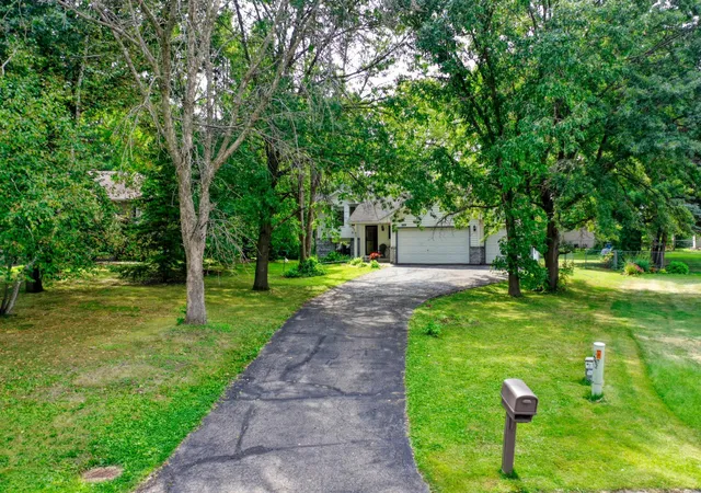 1st image of 889 5th Ave Sw, Forest Lake, MN 55025 | MLS# 7106163