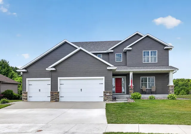 1st image of 6485 Summit Pointe Rd Nw, Rochester, MN 55901 | MLS# 7106185