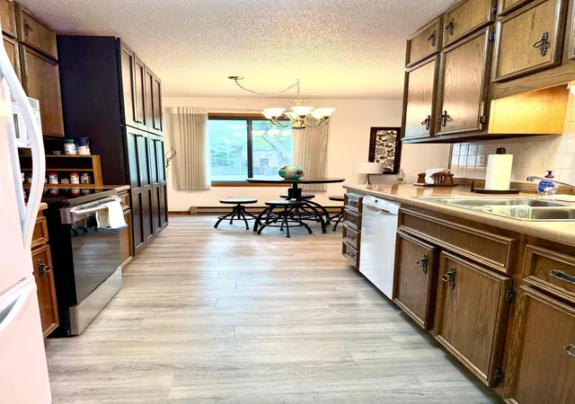 3rd image of 1402 5Th St N #104, Fargo, ND 58102 | MLS# 7106222