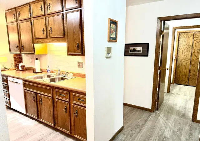5th image of 1402 5Th St N #104, Fargo, ND 58102 | MLS# 7106222