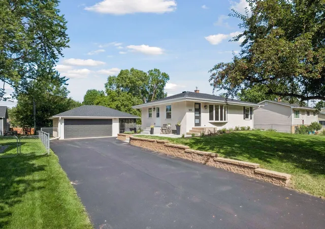 Photo 2 of Sale Pending at 5919 Carlson St, Saint Paul, MN 55126 | MLS# 7106229 | Listing updated on 2026-08-22