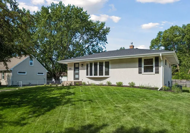 Photo 3 of Sale Pending at 5919 Carlson St, Saint Paul, MN 55126 | MLS# 7106229 | Listing updated on 2026-08-22
