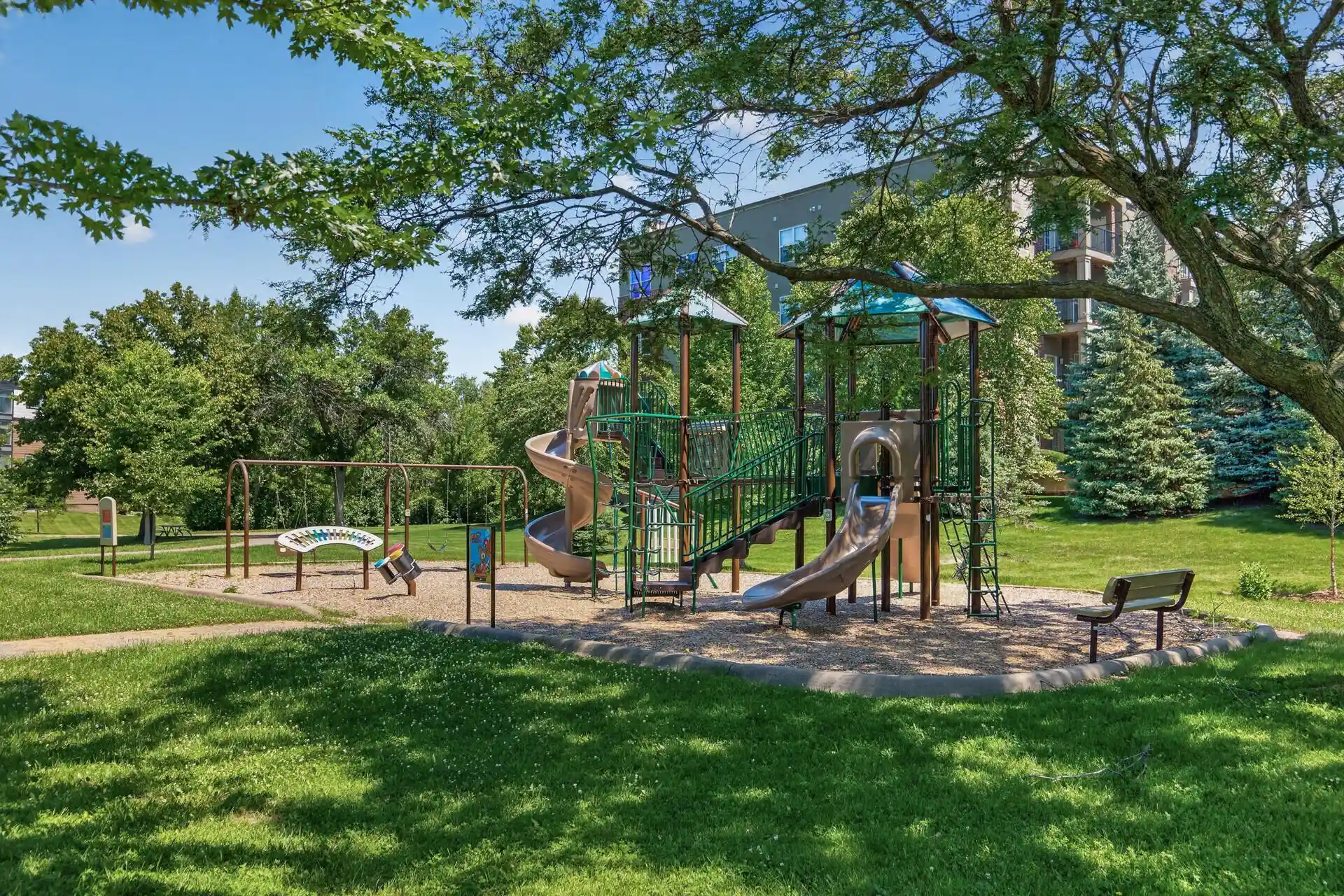 Listing Photo 36 - Condo for sale in 460 Frd Rd located at 460 Frd Rd, St. Louis Park, MN 55426 - Unit #203