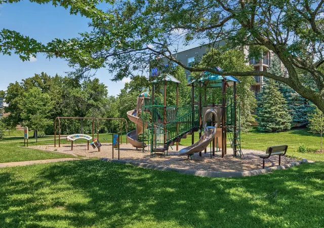 36th image of 460 Ford Rd #203, Minneapolis, MN 55426 | MLS# 7106248