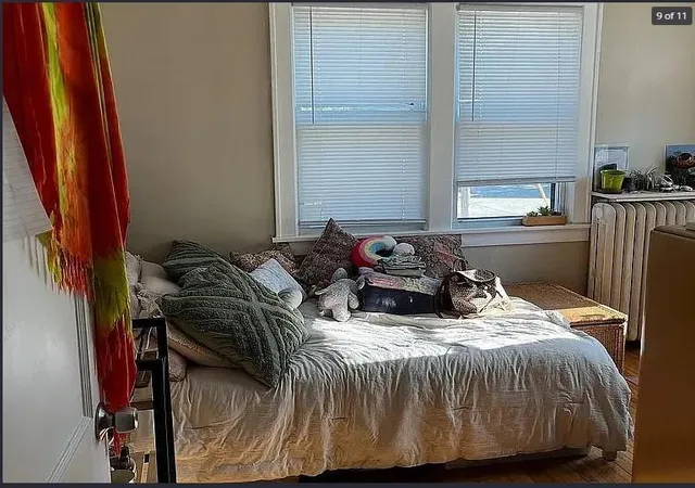 Listing Photo 2 - Condo for sale in building located at 2500 Como Ave SE, Minneapolis, MN 55414 - Unit #