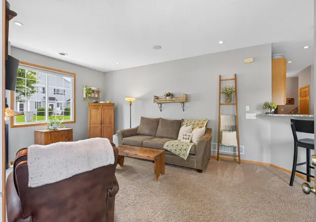 5th image of 9649 Peony Ln N #1110, Maple Grove, MN 55311 | MLS# 7106285