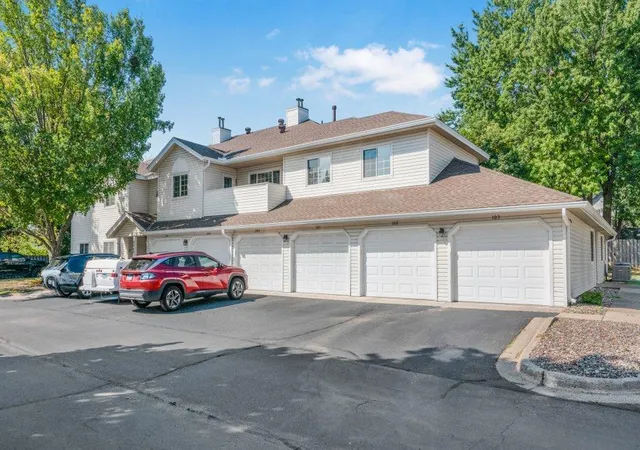 Photo 20 of Condo for sale at 4040 Maureen Dr NE #203, Minneapolis, MN 55421 | MLS# 7106287 | Listing updated on 2026-10-09