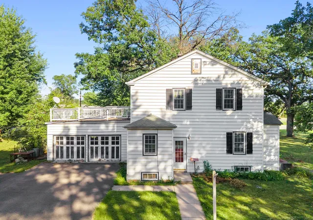 Photo 2 of Single family home for sale at 1831 County Rd I W, Saint Paul, MN 55126 | MLS# 7106293 | Listing updated on 2026-09-12