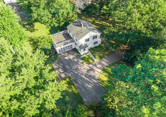 Photo 4 of Single family home for sale at 1831 County Rd I W, Saint Paul, MN 55126 | MLS# 7106293 | Listing updated on 2026-09-12