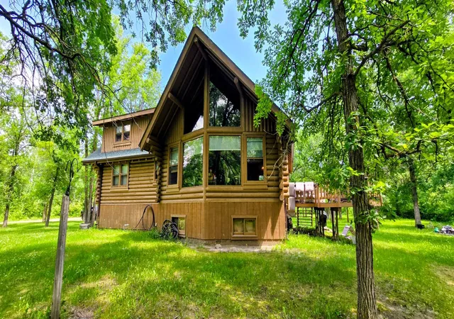Homes for sale in Baudette, MN | 2846 Hawthorn Dr Nw, Baudette, MN 56623 | MLS# 7106334