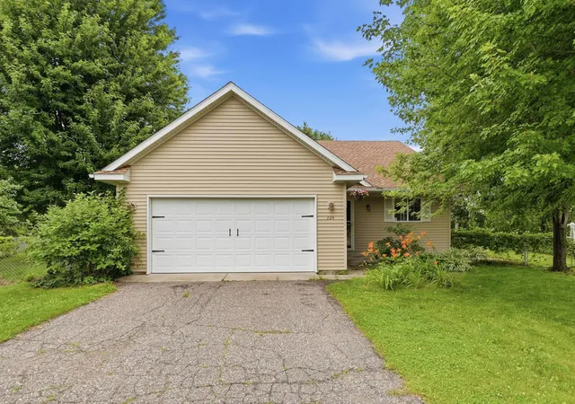 1st image of 224 Country Ct, Sartell, MN 56377 | MLS# 7106339
