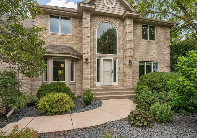 Photo 2 of Sale Pending at 4130 Empire Ln N, Minneapolis, MN 55446 | MLS# 7106340 | Listing updated on 2026-09-16