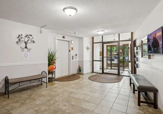 3rd image of 1887 Silver Bell Rd, Eagan, MN 55122