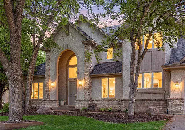 Photo 2 of Sale Pending at 3435 Oakton Dr, Hopkins, MN 55305 | MLS# 7106348 | Listing updated on 2026-08-28