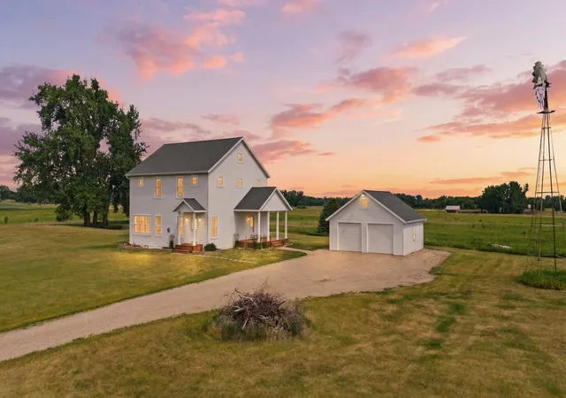 Photo 3 of Single family home for sale at 16305 57th Street SE, Kindred, ND 58051 | MLS# 7106351 | Listing updated on 2026-07-13