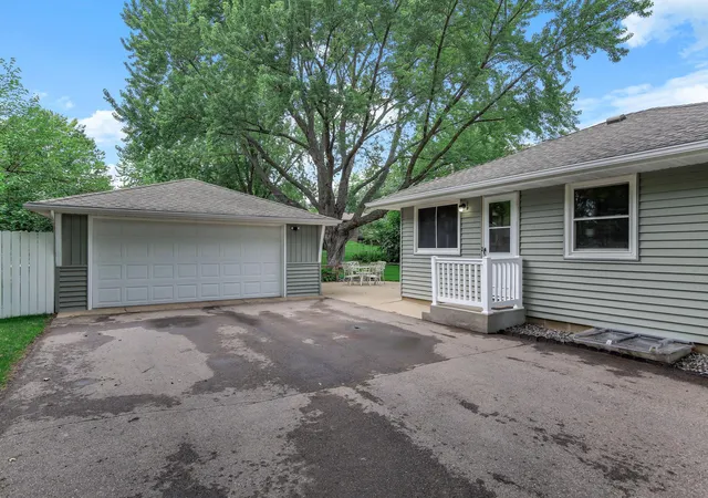 Homes for sale in Cottage Grove, MN | 8758 Hamlet Ave S, Cottage Grove, MN 55016 | MLS# 7106353