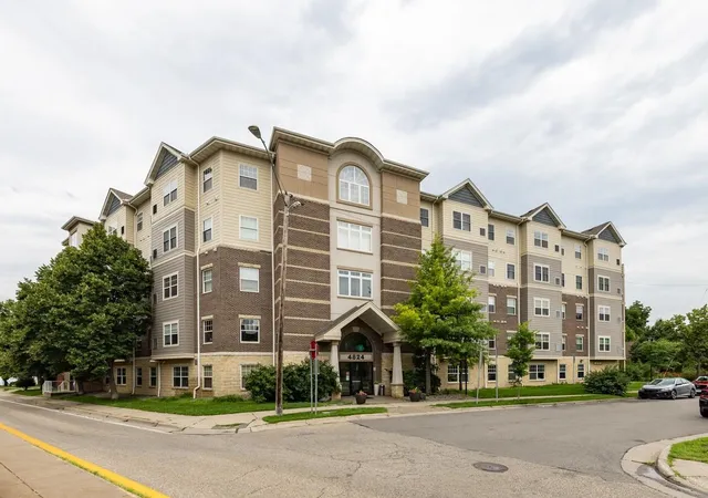 Homes for sale in Minneapolis, MN | 4824 E 53rd St #503, Minneapolis, MN 55417 | MLS# 7106358
