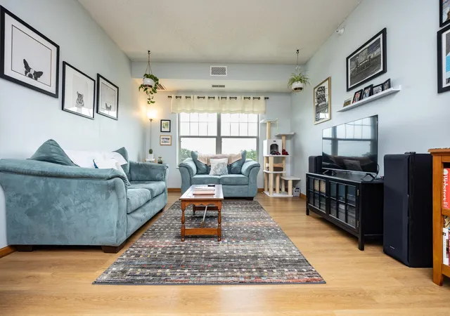 Homes for sale in Minneapolis, MN | 4824 E 53rd St #503, Minneapolis, MN 55417 | MLS# 7106358