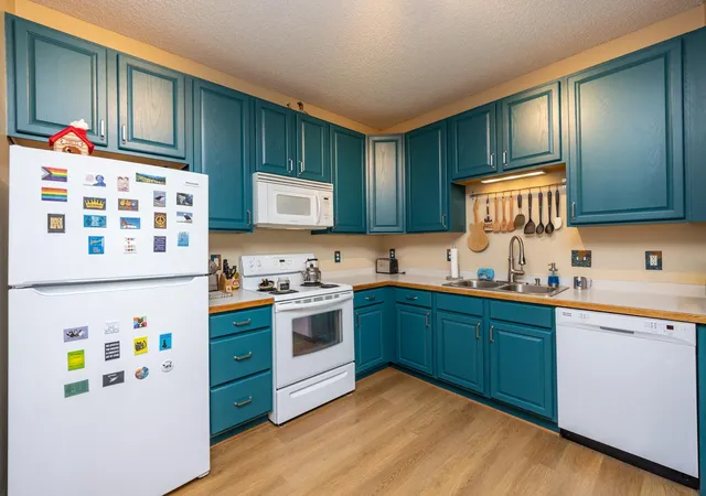 Photo 3 of Condo for sale at 4824 E 53rd Street #503, Minneapolis, MN 55417 | MLS# 7106358 | Listing updated on 2026-10-28