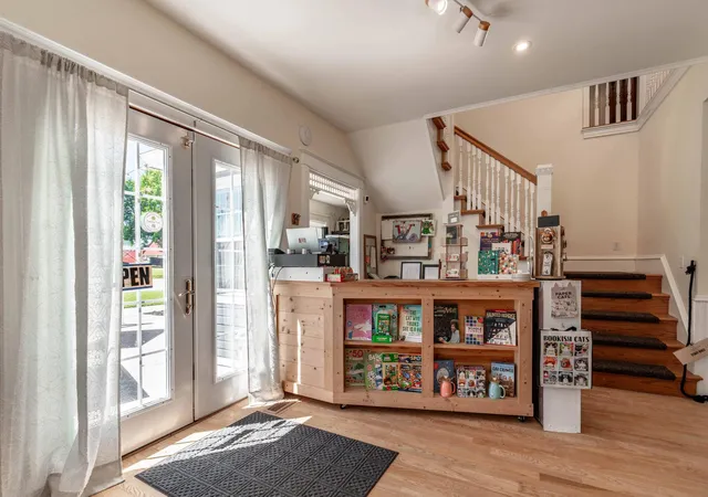 5th image of 102 Summit St, Battle Lake, MN 56515 | MLS# 7106380