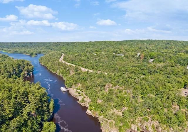 Photo 3 of Single family home for sale at 212 Basil St, Taylors Falls, MN 55084 | MLS# 7106383 | Listing updated on 2026-08-27