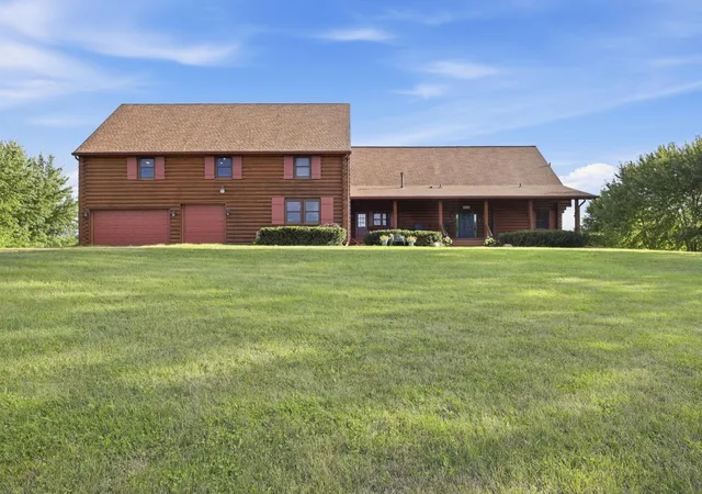 Photo 1 of Mansion for sale at 7917 165th Street E, Prior Lake, MN 55372 | MLS# 7106394 | Listing updated on 2026-10-27