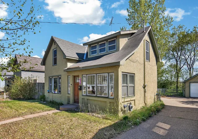 Photo 3 of Single family home for sale at 616 Johnson St, Anoka, MN 55303 | MLS# 7106395 | Listing updated on 2026-09-15
