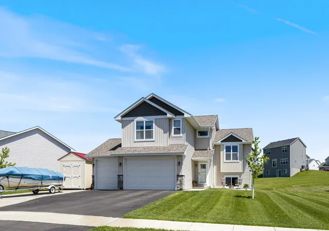 Photo 2 of Sale Pending at 314 Aspen Dr, Somerset, WI 54025 | MLS# 7106411 | Listing updated on 2026-08-17