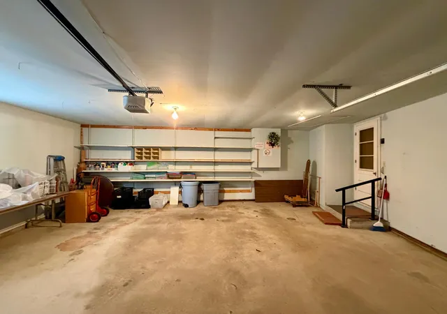 5th image of 1111 Elm Cvs, Luverne, MN 56156 | MLS# 7106425