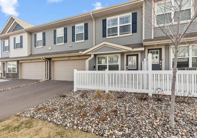 Homes for sale in Little Canada, MN | 3040 Cedar St, Little Canada, MN 55117 | MLS# 7106452
