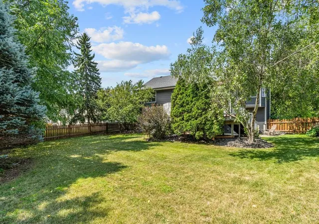 37th image of 1957 Park Ridge Dr, Chaska, MN 55318 | MLS# 7106457