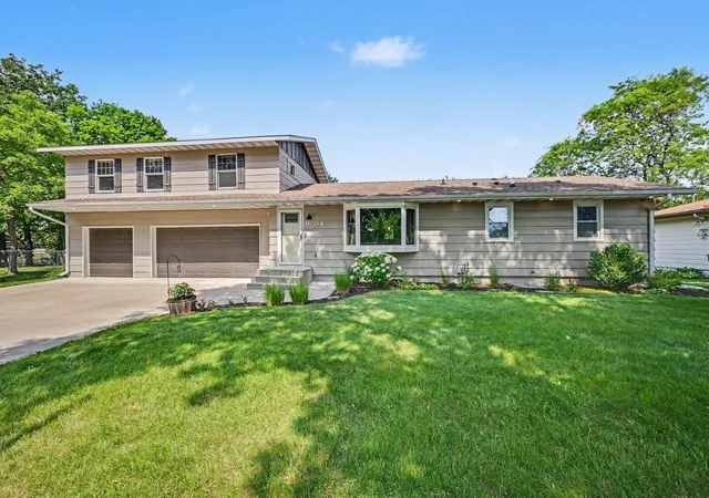 Homes for sale in Rosemount, MN | 16594 Galena Ave W, Rosemount, MN 55068 | MLS# 7106460