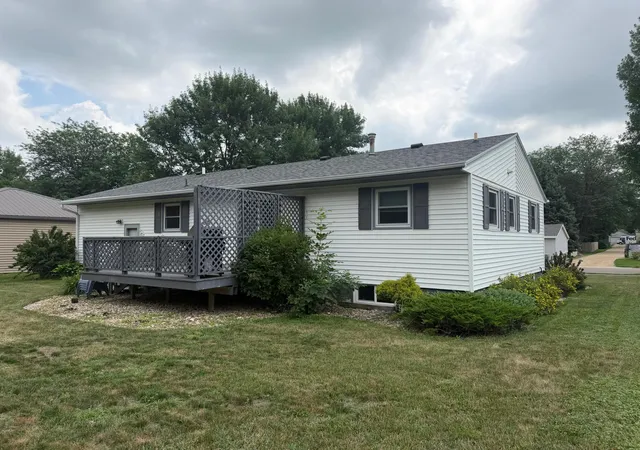 3rd image of 209 E Barck Ave, Luverne, MN 56156 | MLS# 7106474