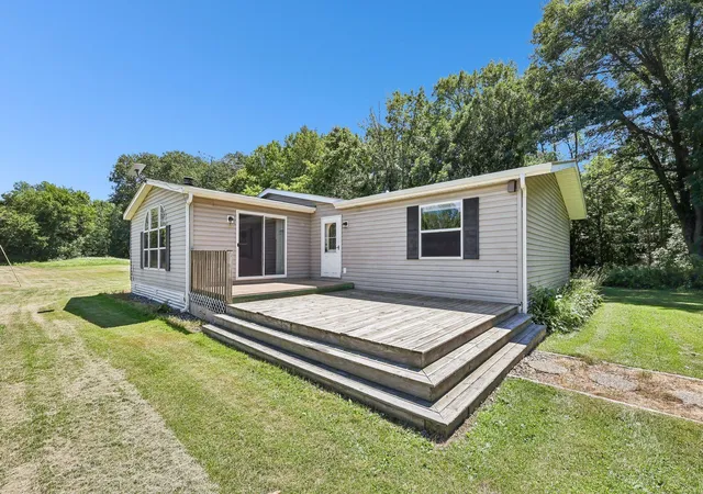 2nd image of 37451 Jasper St Nw, Dalbo, MN 55017 | MLS# 7106479