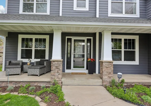 3rd image of 4798 Red Pine Ct, Saint Paul, MN 55123 | MLS# 7106489