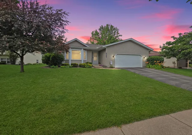 Photo 3 of Single family home for sale at 14579 Embry Path, Apple Valley, MN 55124 | MLS# 7106506 | Listing updated on 2026-10-05