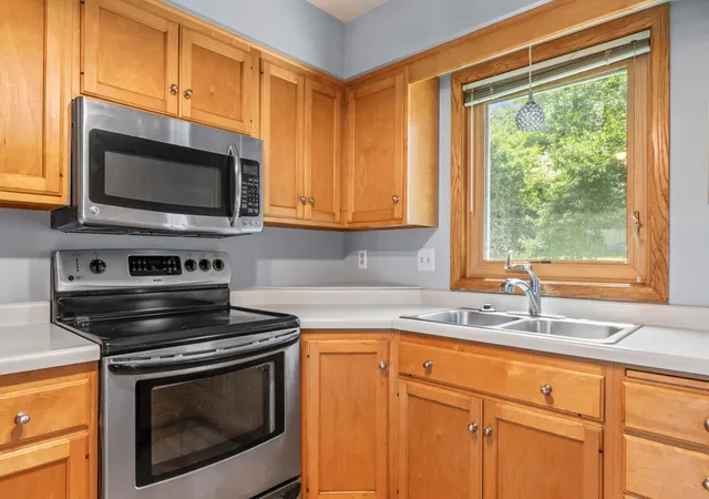 5th image of 826 Northland Pl Ne, Rochester, MN 55906 | MLS# 7106514