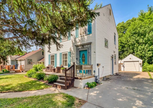 1st image of 415 12th St N, Moorhead, MN 56560 | MLS# 7106519