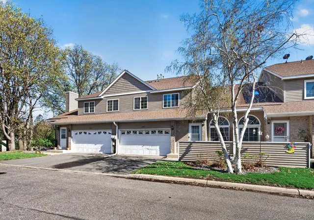 Homes for sale in Spring Lake Park, MN | 8184 Middletown Rd, Spring Lake Park, MN 55432 | MLS# 7106542