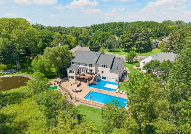 Photo 1 of Mansion for sale at 2012 Pine Ridge Dr, Saint Paul, MN 55118 | MLS# 7106547 | Listing updated on 2026-07-27