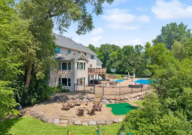 Photo 3 of Single family home for sale at 2012 Pine Ridge Dr, Saint Paul, MN 55118 | MLS# 7106547 | Listing updated on 2026-07-27
