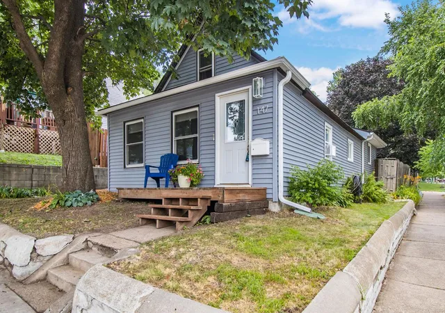 Photo 1 of Sale Pending at 147 Lawson Ave E, Saint Paul, MN 55117 | MLS# 7106561 | Listing updated on 2026-08-13