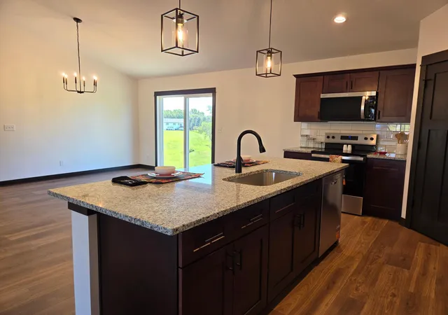 Photo 4 of Single family home for sale at 3 Marie Cir, Elysian, MN 56028 | MLS# 7106562 | Listing updated on 2026-08-31