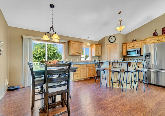 5th image of 24457 17Th Ave, Saint Augusta, MN 56301 | MLS# 7106569
