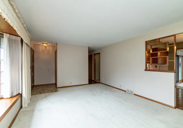 Homes for sale in Bloomington, MN | 2309 W 95Th St, Bloomington, MN 55431 | MLS# 7106614