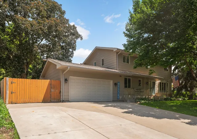 Photo 1 of Sale Pending at 13513 Colfax Ave S, Burnsville, MN 55337 | MLS# 7106655 | Listing updated on 2026-08-11