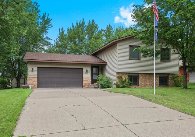Homes for sale in Saint Cloud, MN | 2217 13th St S, Saint Cloud, MN 56301 | MLS# 7106669