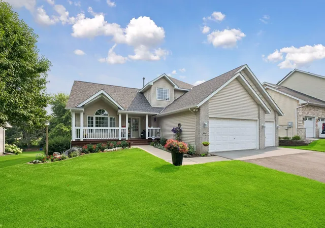 Photo 1 of Sale Pending at 3963 Bailey Ridge Draw, Saint Paul, MN 55125 | MLS# 7106686 | Listing updated on 2026-09-13