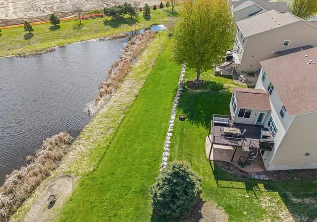 3rd image of 2061 Winterberry Ln, Shakopee, MN 55379 | MLS# 7106705